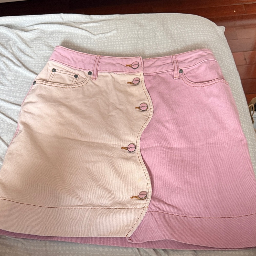 Ganni Two-Tone Pink and Cream Curved Button Mini Skirt